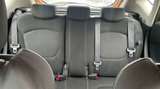 Renault Captur 0.9 TCE 90 Play 5dr Petrol Hatchback